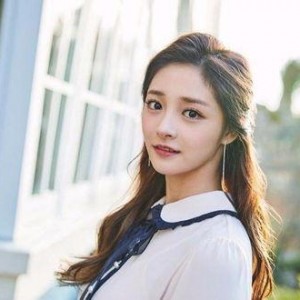 吃瓜娱乐圈周洁琼是谁的孩子,揭秘娱乐圈明星周洁琼的神秘孩子身份