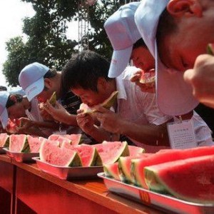 吃瓜大赛入口,吃瓜大赛入口，开启你的味蕾狂欢之旅