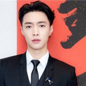 娱乐圈张艺兴吃瓜,幕后真相与精彩瞬间